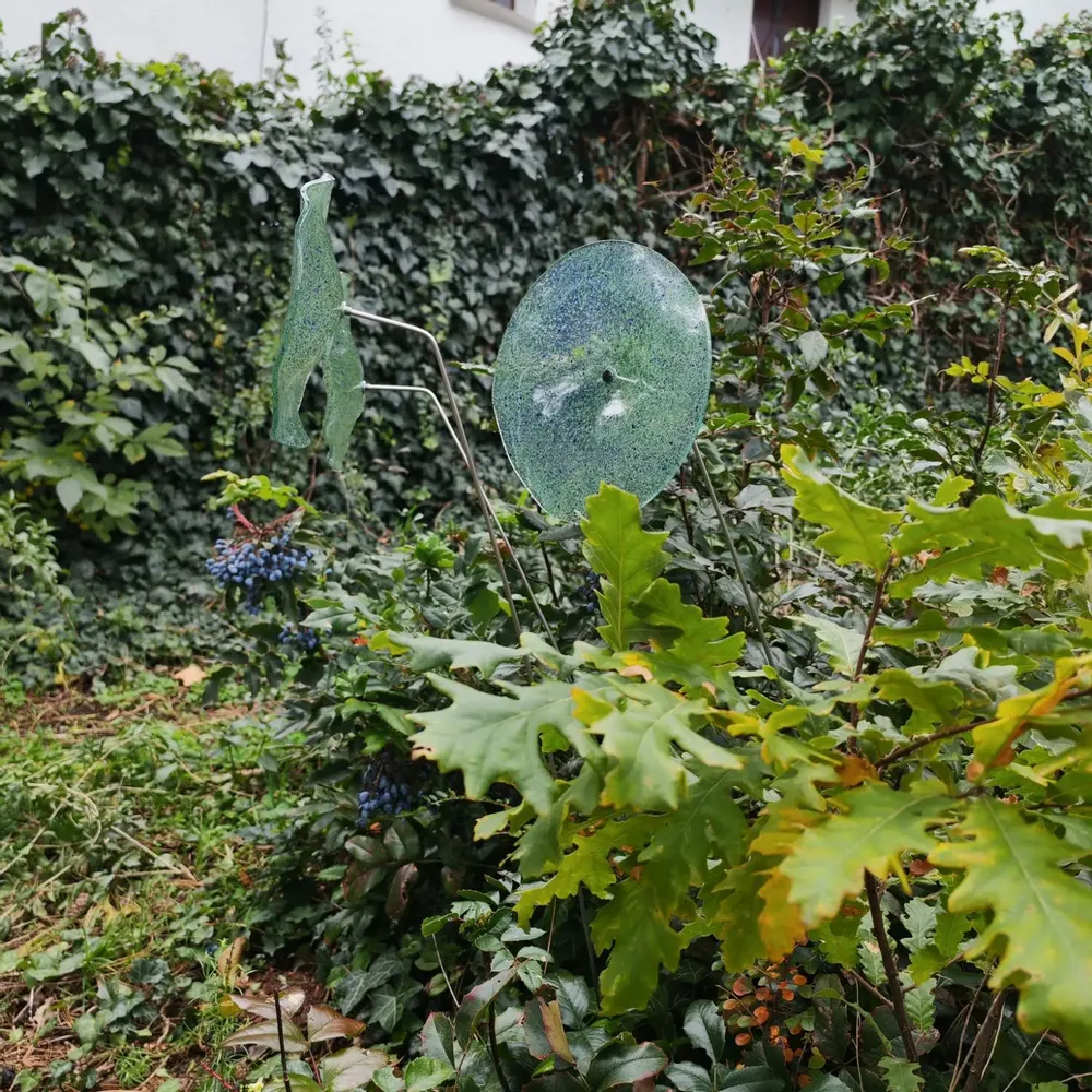 Décorations florales - Grande fleur en verre aux couleurs bleu-vert transparentes - CARNEOL GLASS