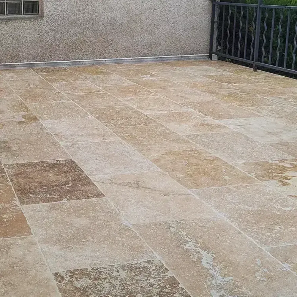 Indoor floor coverings - Second Choice Travertine Tile (Natural) - 61cm x 40.6cm, 1.2cm - LIGERIO