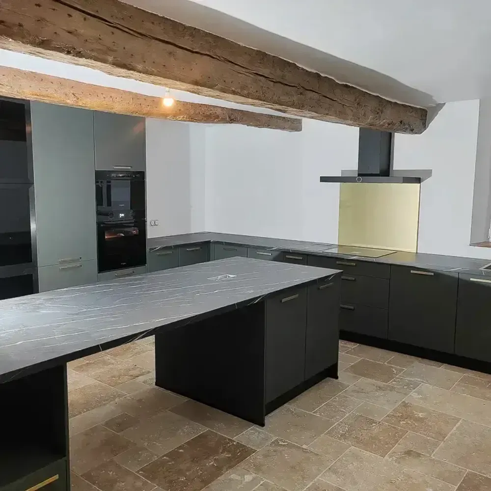 Crockery - Second choice travertine tiles (natural) - Opus: 4 sizes, 1.2 cm - LIGERIO