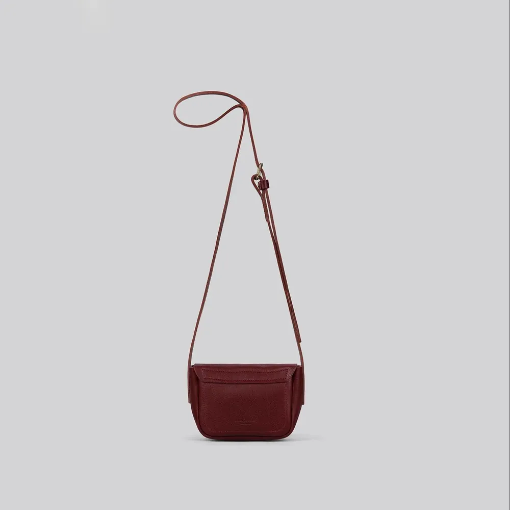 Sacs et cabas - Betty - Mini sac à bandoulière en cuir en merlot grainé - MIMI BERRY