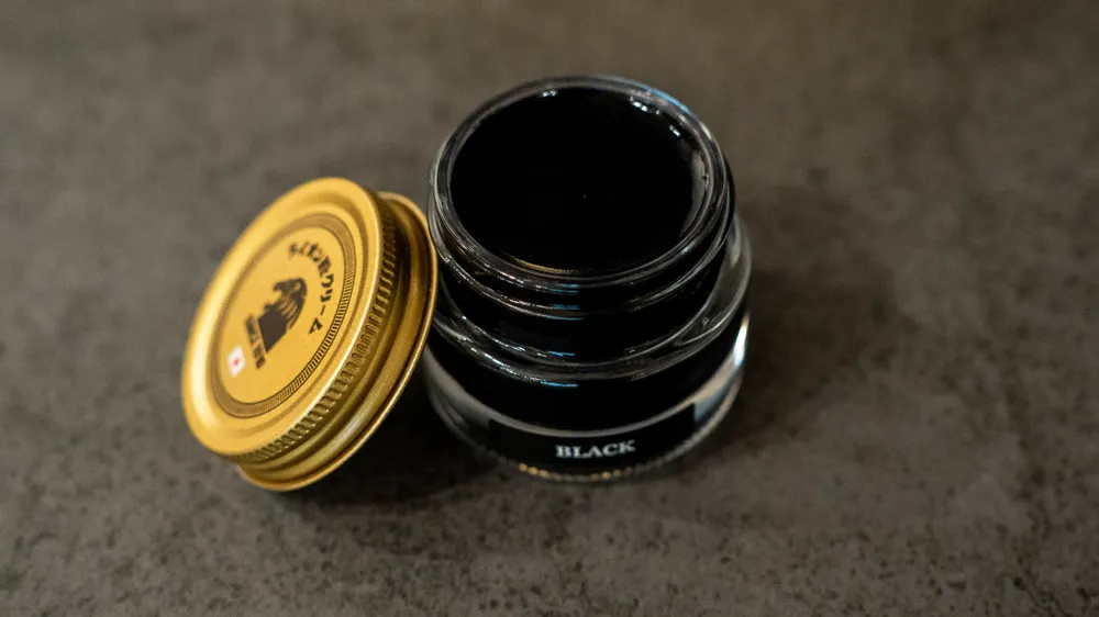 Chaussures - Série Lion Shoe Care - LION SHOE CREAM HONPO