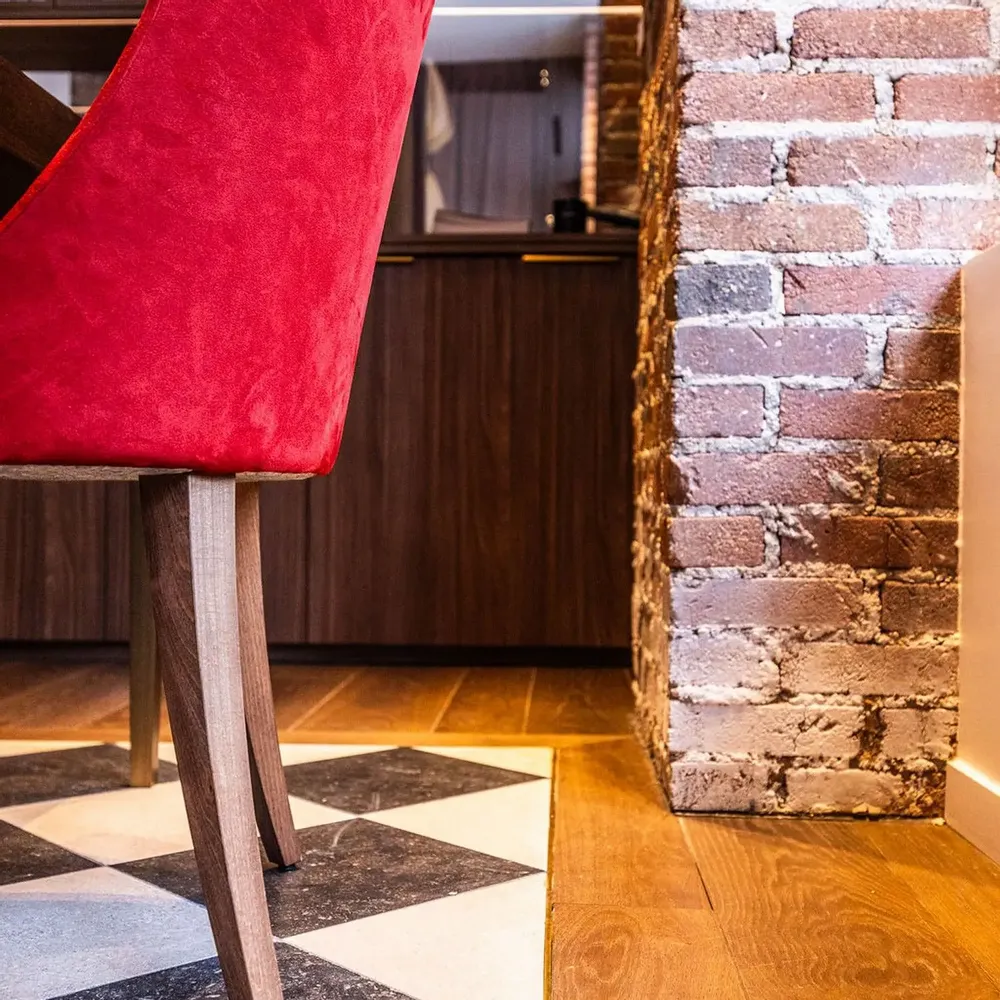 Indoor floor coverings - Checkerboard paving in Nivernais stone - LIGERIO