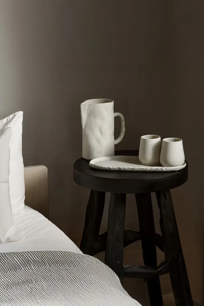 Carafes - Gabrielle Pitcher - DUMAE