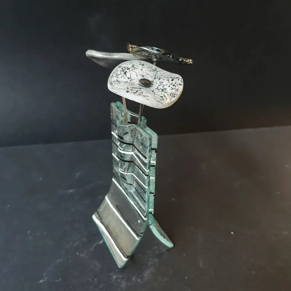 Vases - Small transparent 8x13 cm vase with white-black stripes and with 3 small flowers - CARNEOL GLASS