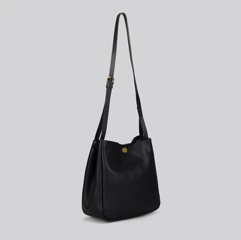 Sacs et cabas - Morzine - Sac à bandoulière de taille moyenne en cuir noir grainé - MIMI BERRY