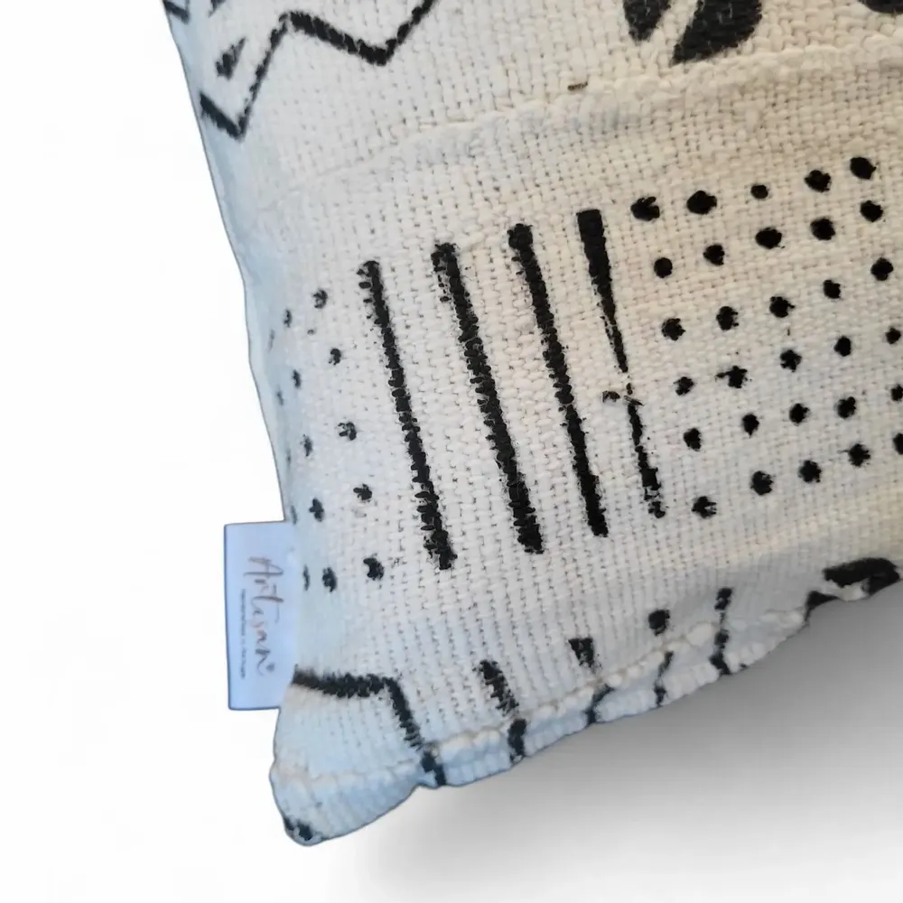 Cushions - Sahara Lines no.w09 - ARTISAN BY MF