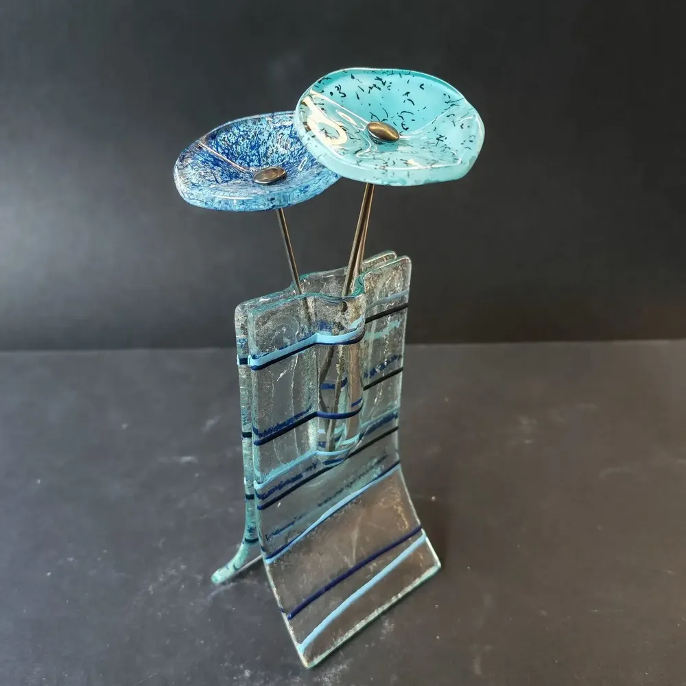 Vases - Petit vase transparent de 8x13 cm à rayures bleu-blanc clair et orné d - CARNEOL GLASS