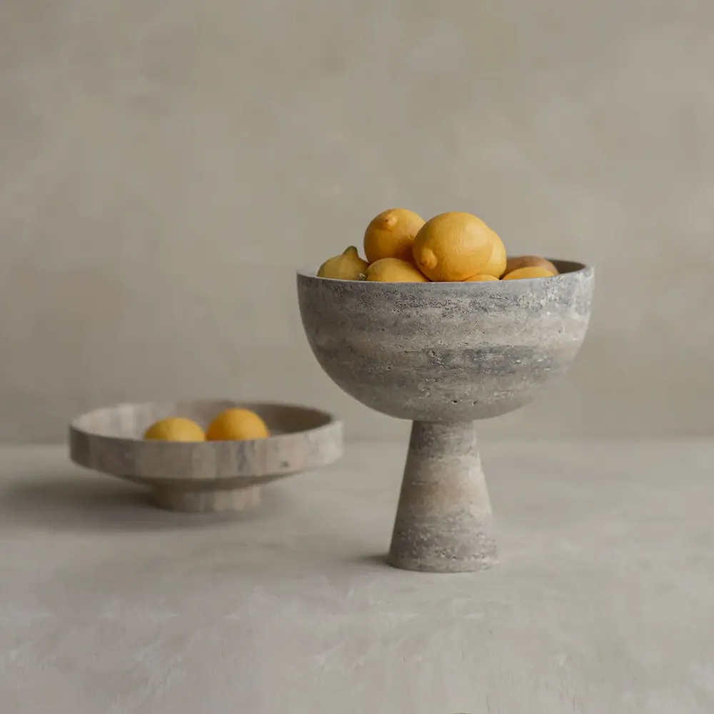 Plats et saladiers - SILVER TRAVERTINE PEDESTAL BOWL XL - KIWANO CONCEPT