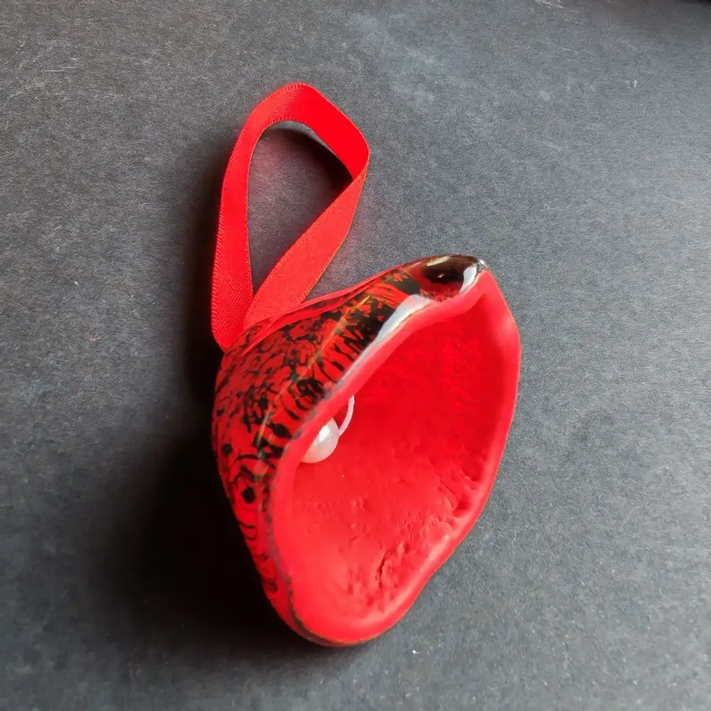 Other Christmas decorations - Large red-black glass bell on elegant ribbon hanger - CARNEOL GLASS