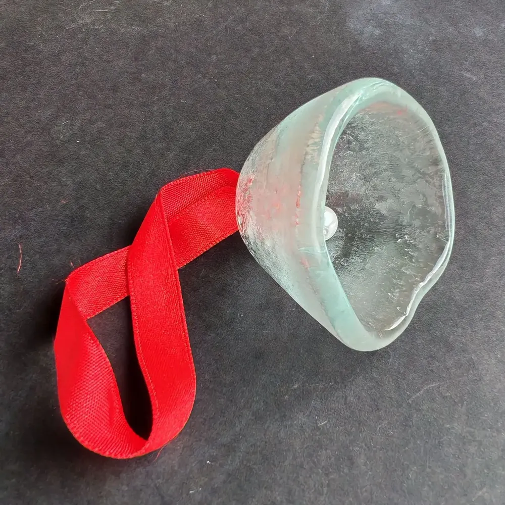 Autres décorations de Noël - Grande cloche en verre transparent sur un élégant cintre en ruban - CARNEOL GLASS