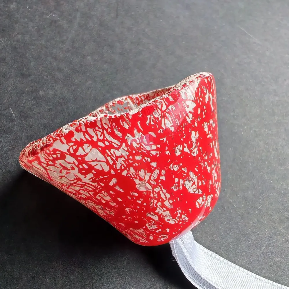 Autres décorations de Noël - Cloche en verre sur support à ruban de couleur transparent-blanc-rouge - CARNEOL GLASS