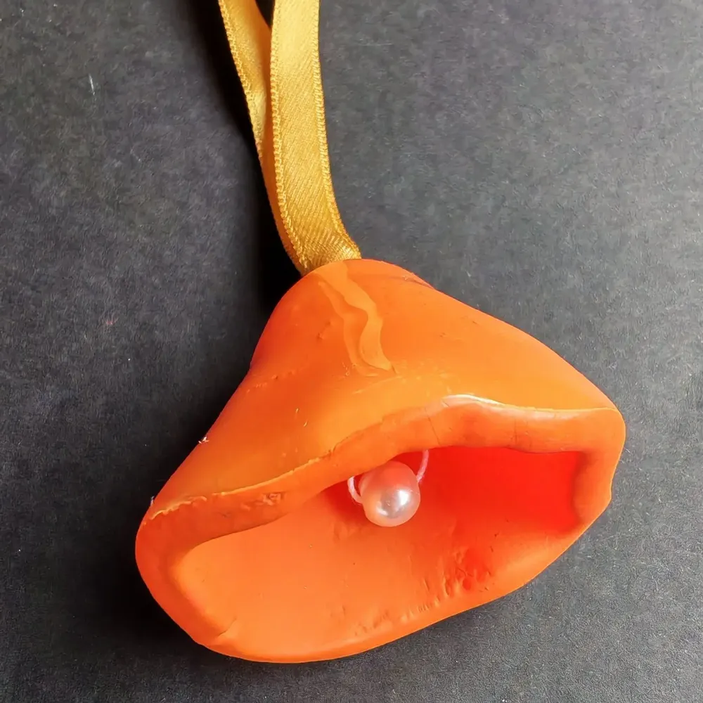 Other Christmas decorations - Large orange glass bell on elegant ribbon hanger - CARNEOL GLASS