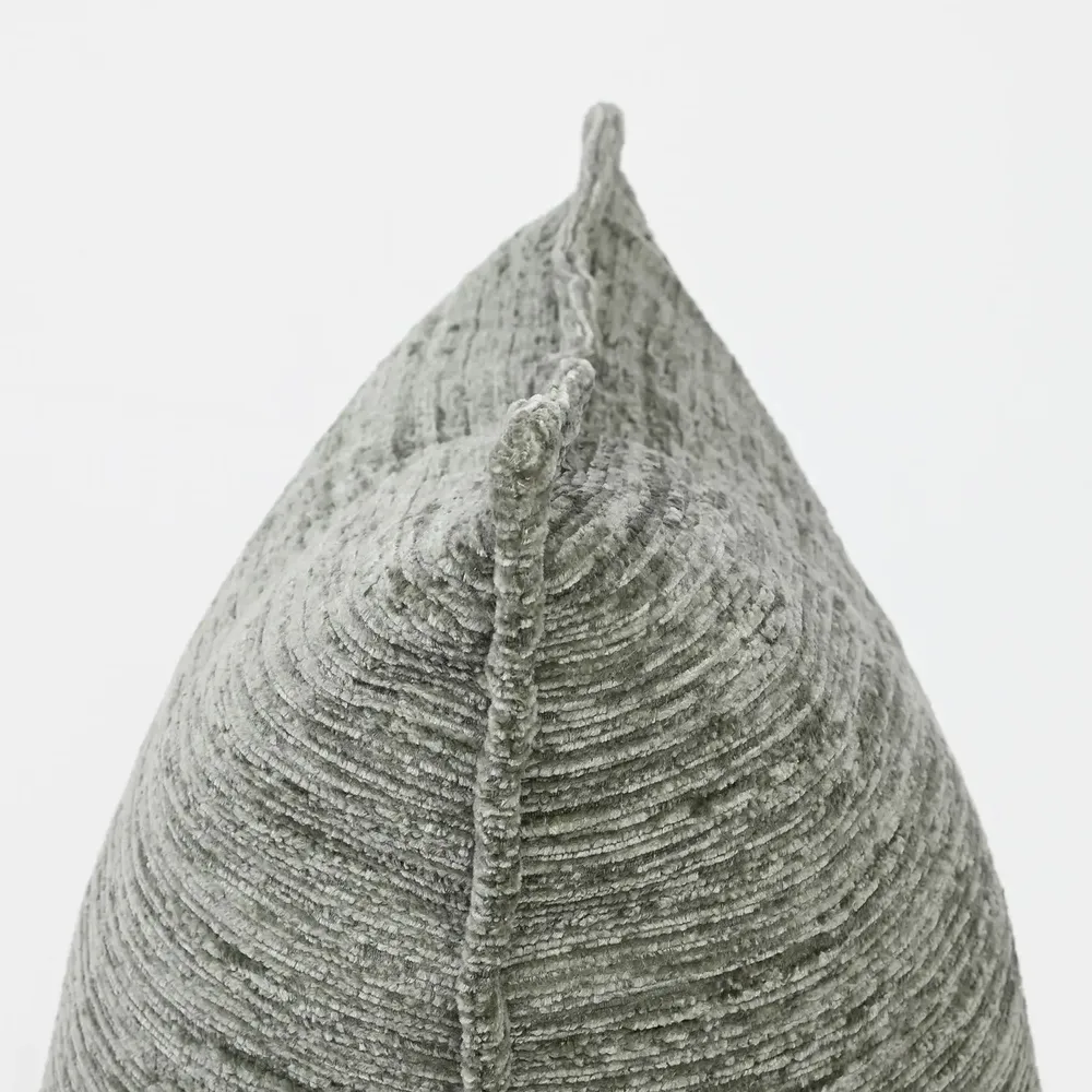 Coussins textile - Coussin en cuir artistique vert militaire - Collection Forest - DARCY & DUKE