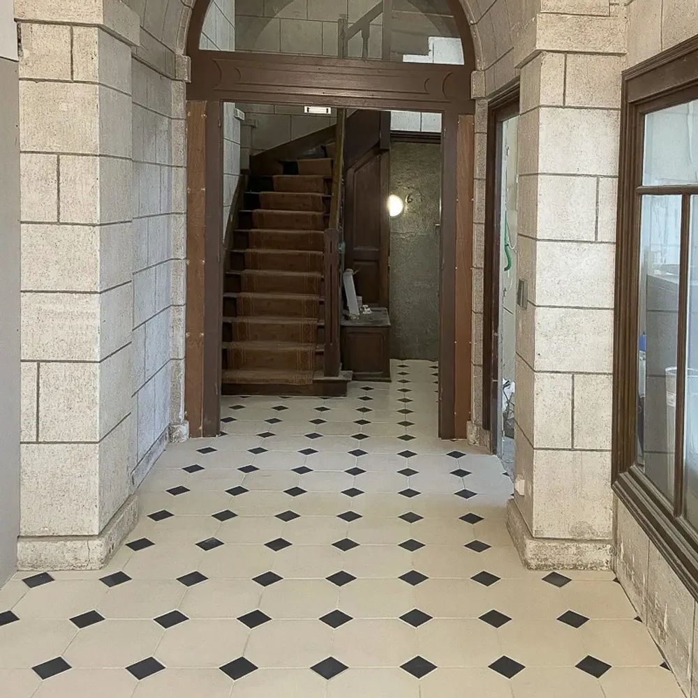 Revêtements sols intérieurs - Dallage à cabochons Poillé  (Vendu au m²) - LIGERIO