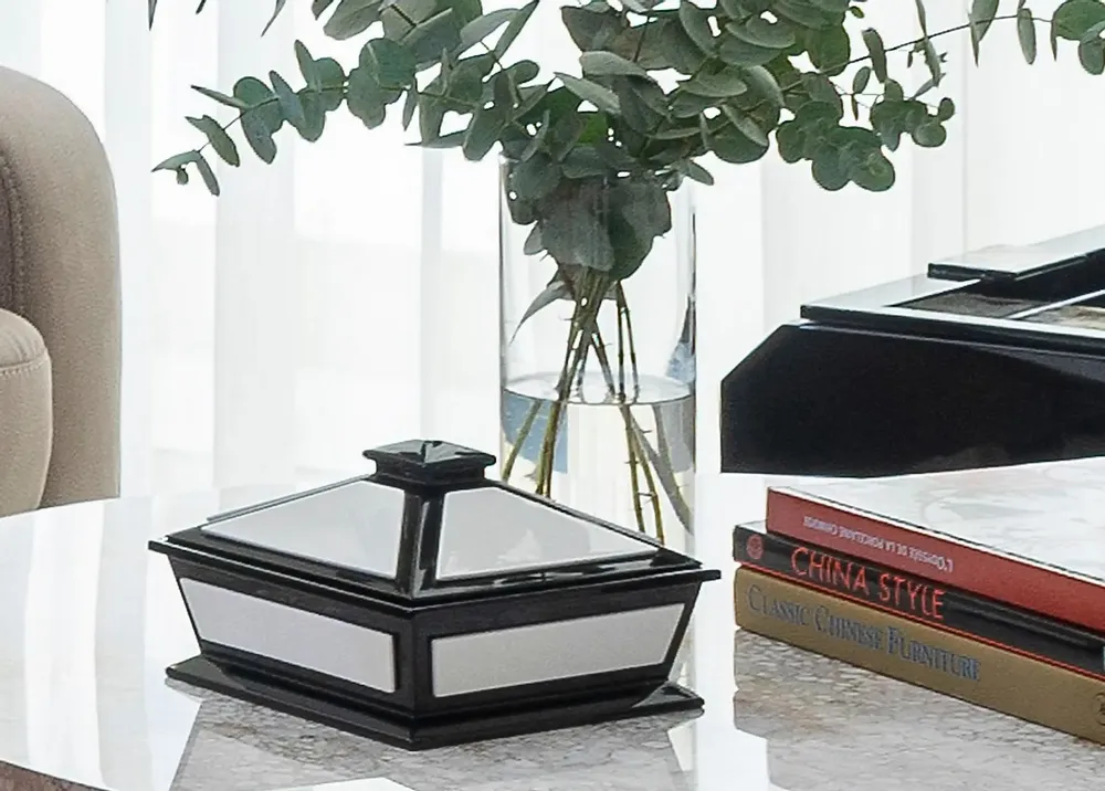 Design objects - CHANEL Lacquer box - MAI HOME DECOR