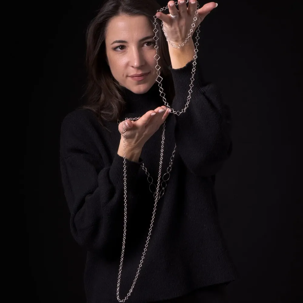 Bijoux - Sautoirs Chaînes Petits Carrés, Carrés, Galets - ADRIANA LAU