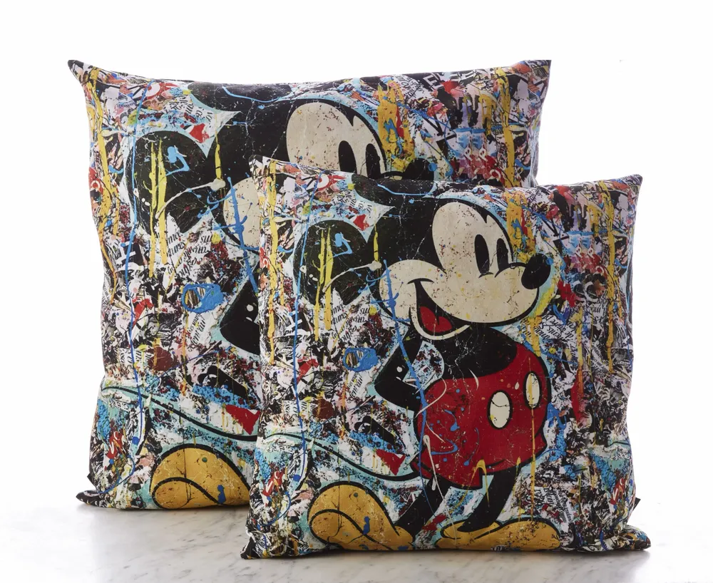 Coussins textile - Housse de coussin décoratif Mickey 60 x 60 - Design by Anne Mondy - ARTDECORIS