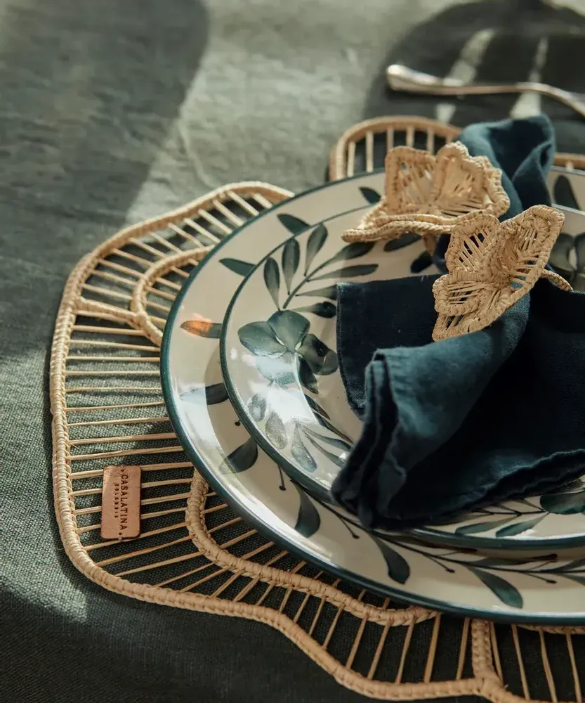 Assiettes de réception - Gamme Carmen - CASA LATINA IMPORTS LTD