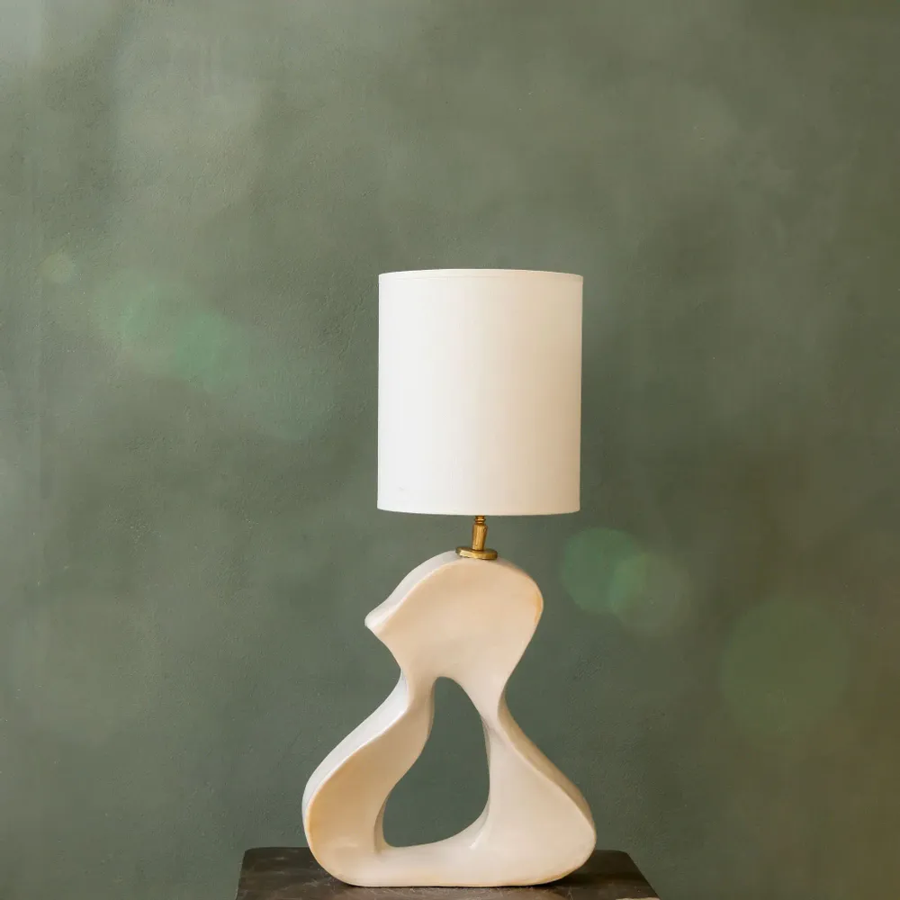 Lampes de table - Lampe de table en céramique faite main Mandy, blanc brillant, mer - STUDIO WILD ORANGE