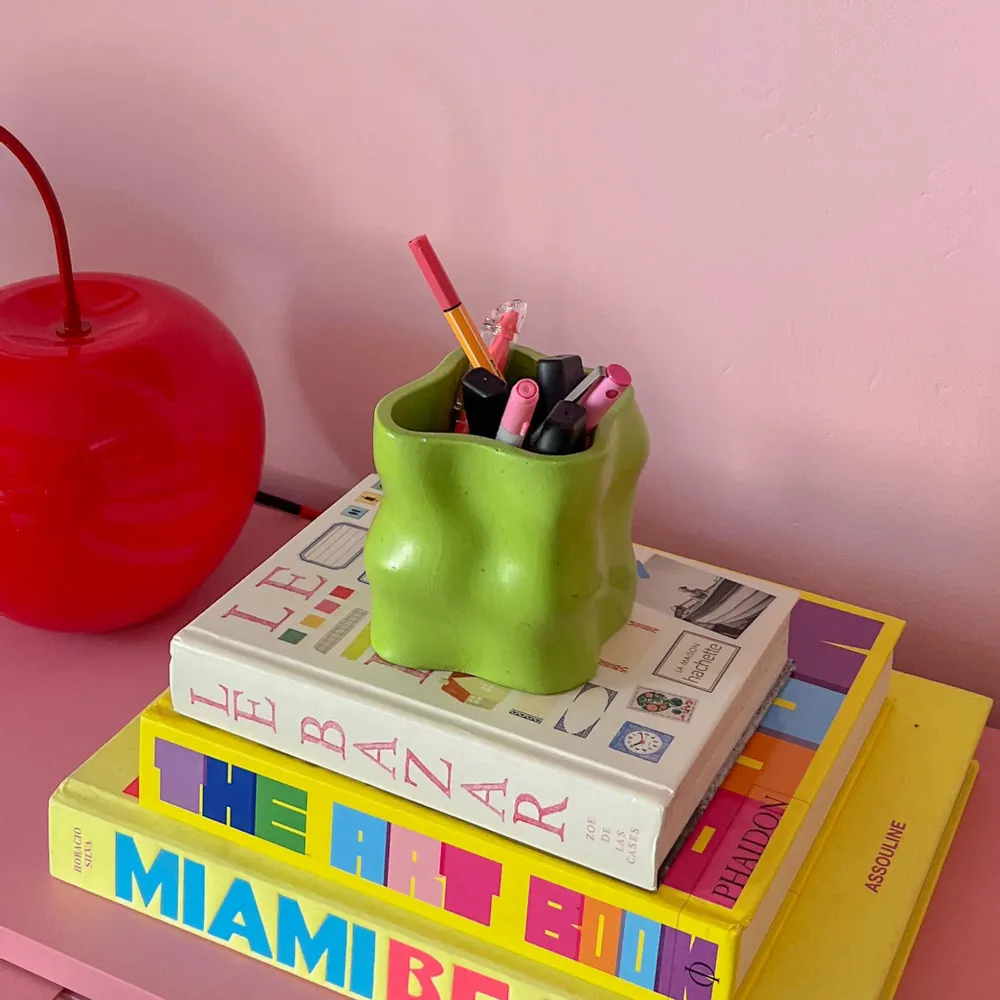 Design objects - Green Pitchoun pot - MEEMO STUDIO