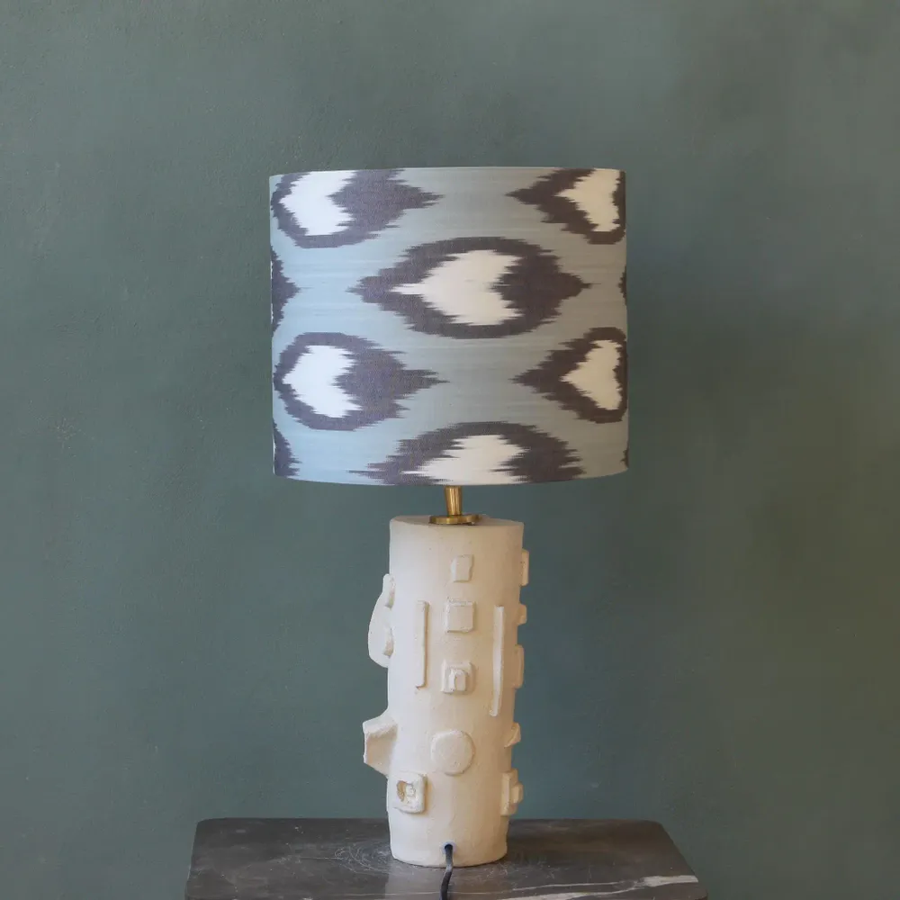 Lampes de table - Lampe en céramique fabriquée à la main Narizz, œuvre d'art unique - STUDIO WILD ORANGE