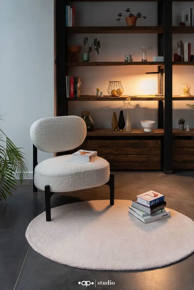 Office seating - LYRA armchair - MUAJE