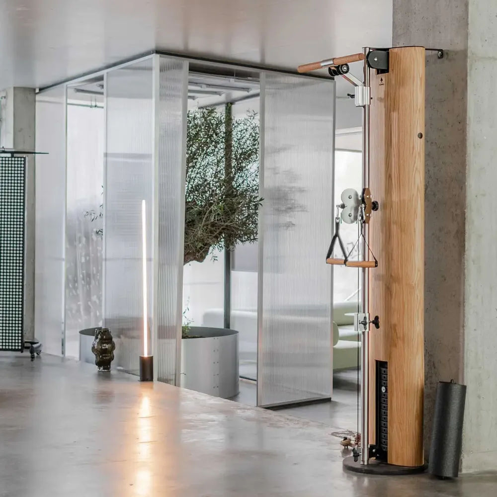 Fitness machines - NOHRD SlimBeam | Cable Machine - WATERROWER | NOHRD