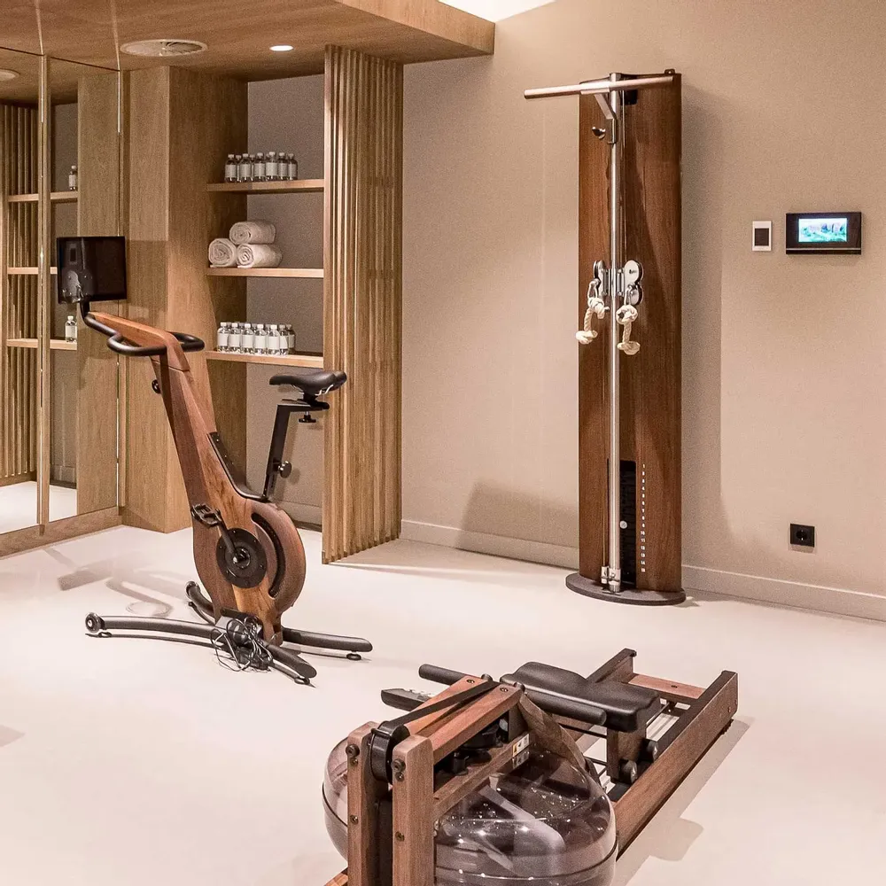 Fitness machines - NOHRD SlimBeam | Cable Machine - WATERROWER | NOHRD