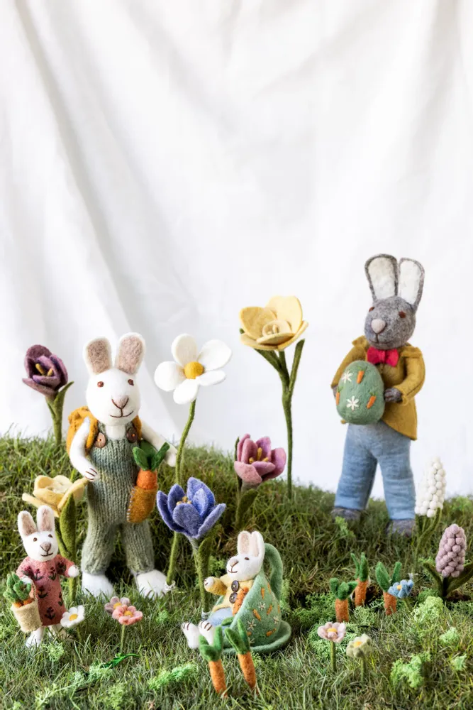 Objets de décoration - Lapin Garçon Gris Moyen avec Veste et Œuf - GRY & SIF