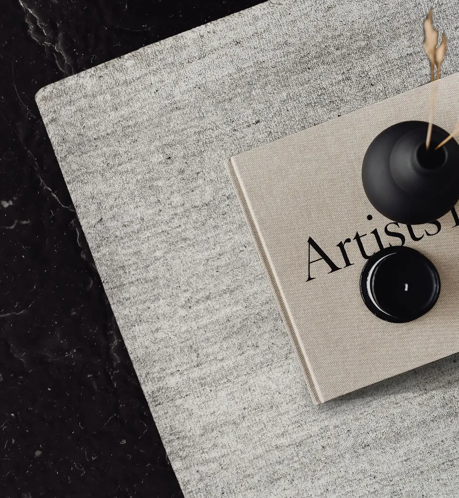 Tapis contemporains - Kavir uni en laine et viscose - HAMID