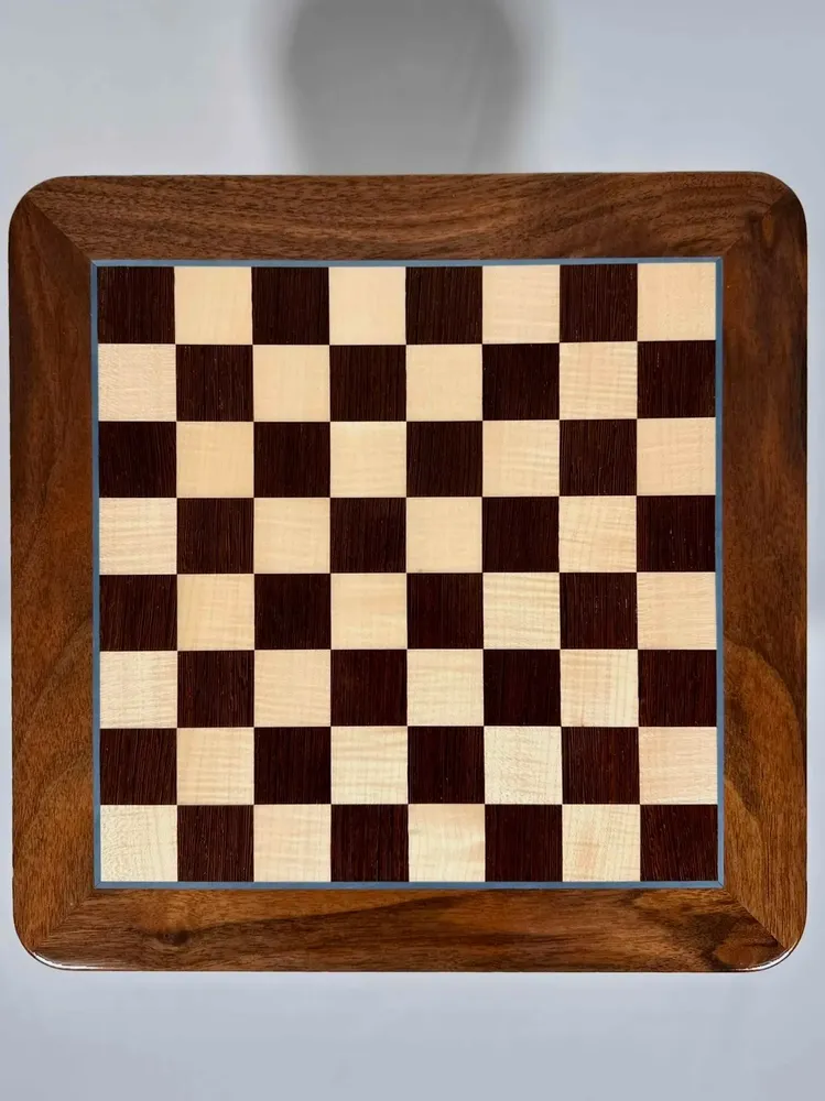Unique pieces - Chess Plate - EBÉNISTERIE CONTEMPORAINE MIOSSEC