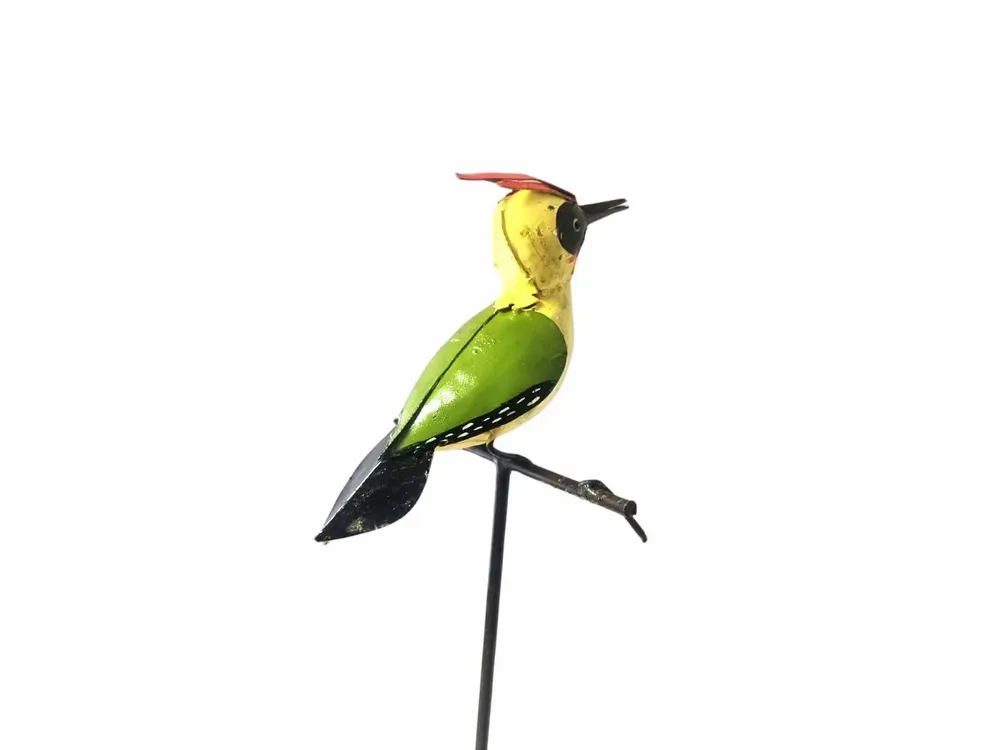 Accessoires de déco extérieure - Sculpture Métal Recyclé tuteur pic vert - TERRE SAUVAGE