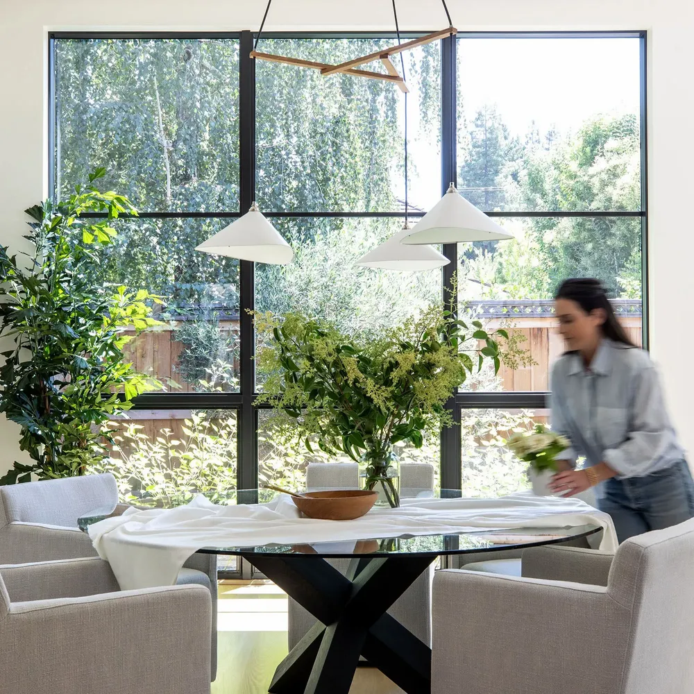 Suspensions - Emily Group of Three – Suspension sculpturale à trois lumières - MOSS OBJECTS