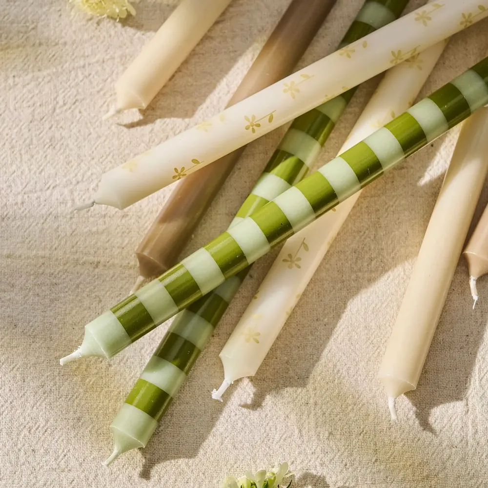 Decorative objects - Taper candles in seasonal colours and patterns - IB LAURSEN