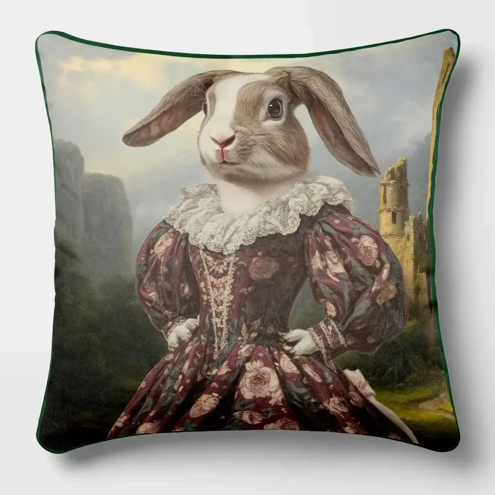 Linge - Bestiaire Aristocratique 4 (La Marquise de Lapinelle) — Housse Coussin Velours 45cm x 45cm - LAURE WELFLING - DJEBELI