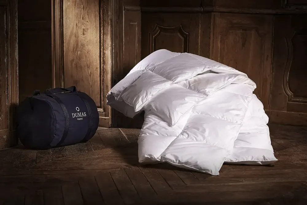 Comforters and pillows - 70% ROYAL TEMPERATE DUVET - 260X240 - DUMAS PARIS