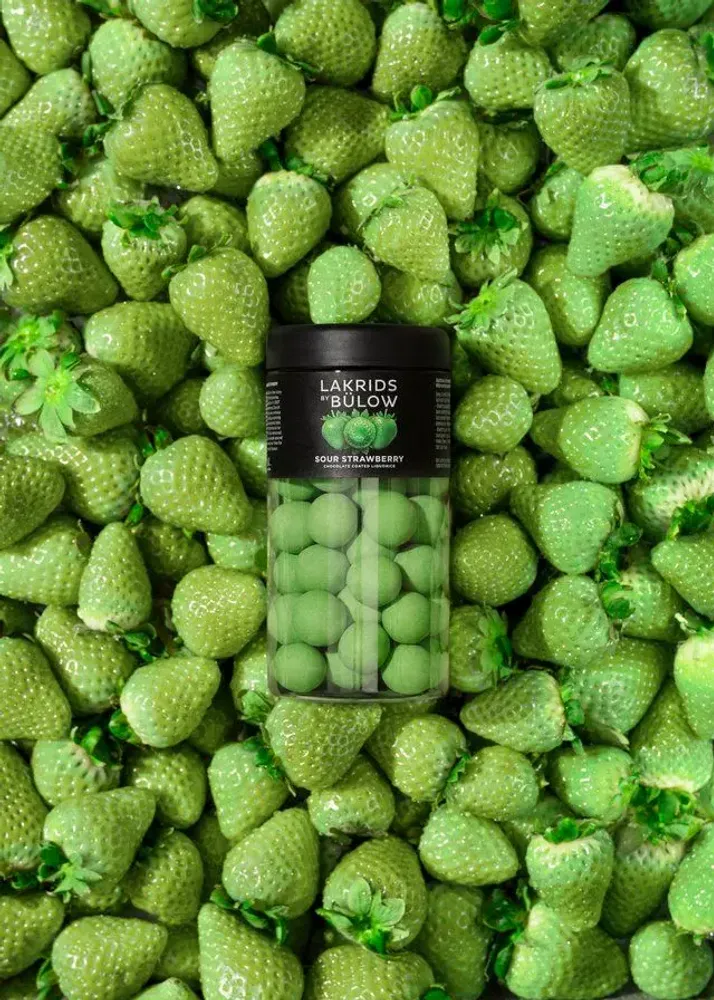 Chocolat - C - SOUR STRAWBERRY - CHOCOLATE COATED LIQUORICE - LAKRIDS BY BÜLOW