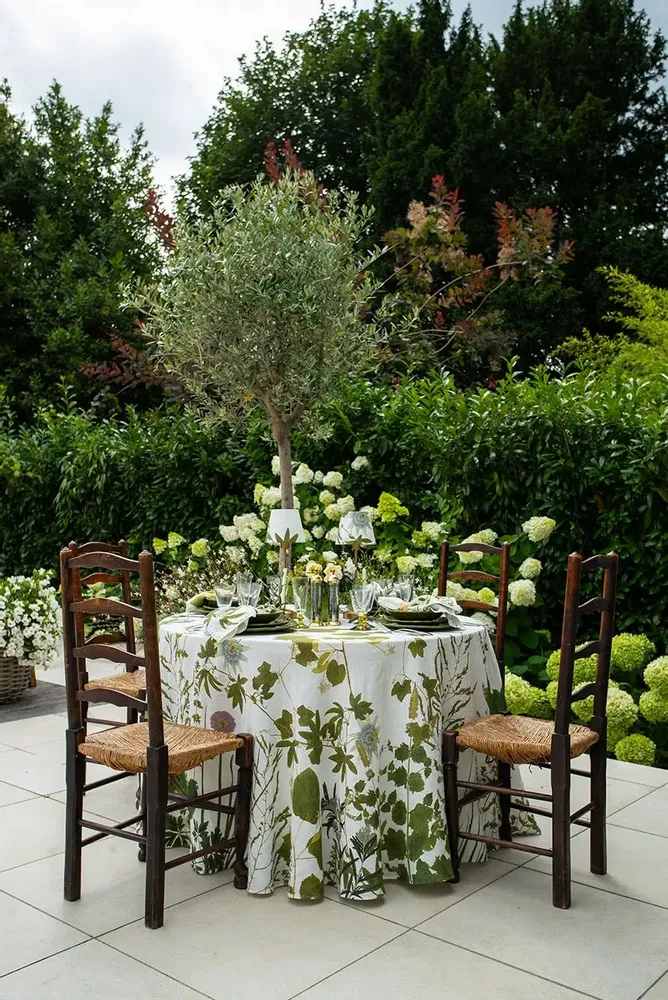 Table cloths - HERB GARDEN Linen Tablecloths & Napkins - SUMMERILL AND BISHOP