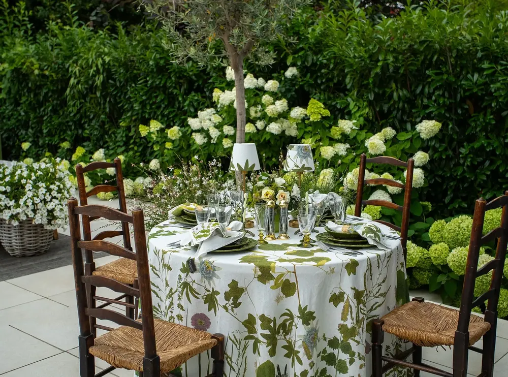 Table cloths - HERB GARDEN Linen Tablecloths & Napkins - SUMMERILL AND BISHOP