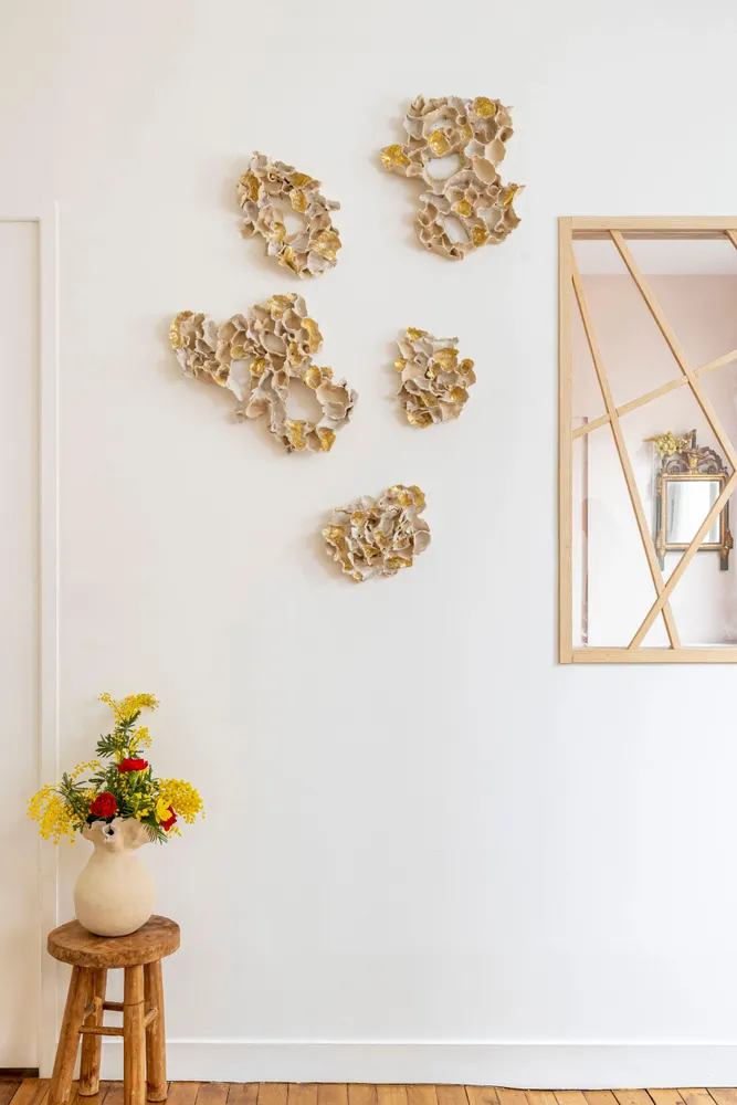 Decorative objects - Golden Light Wall Installation - CLP CERAMIQUE