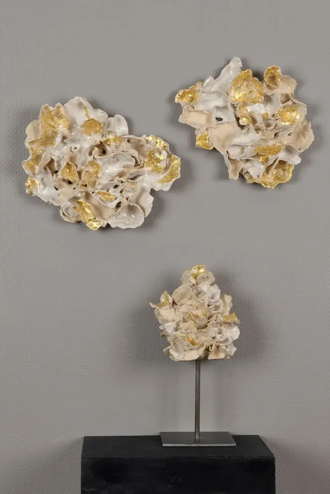 Decorative objects - Golden Light Wall Installation - CLP CERAMIQUE