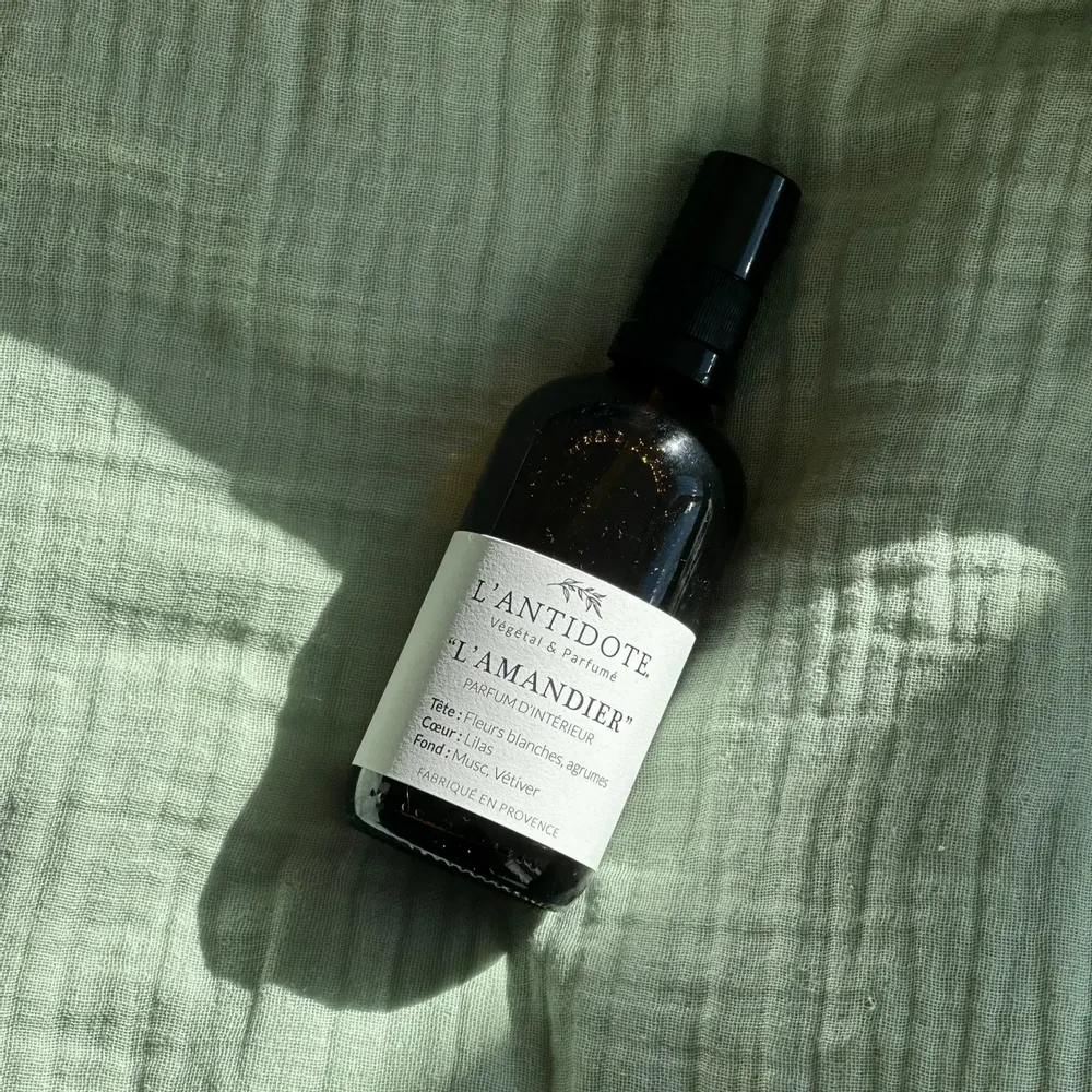 Parfums d'intérieur - Les Parfums d'intérieur - L'Amandier (Fleur d'amandier-Tonka) - L'ANTIDOTE