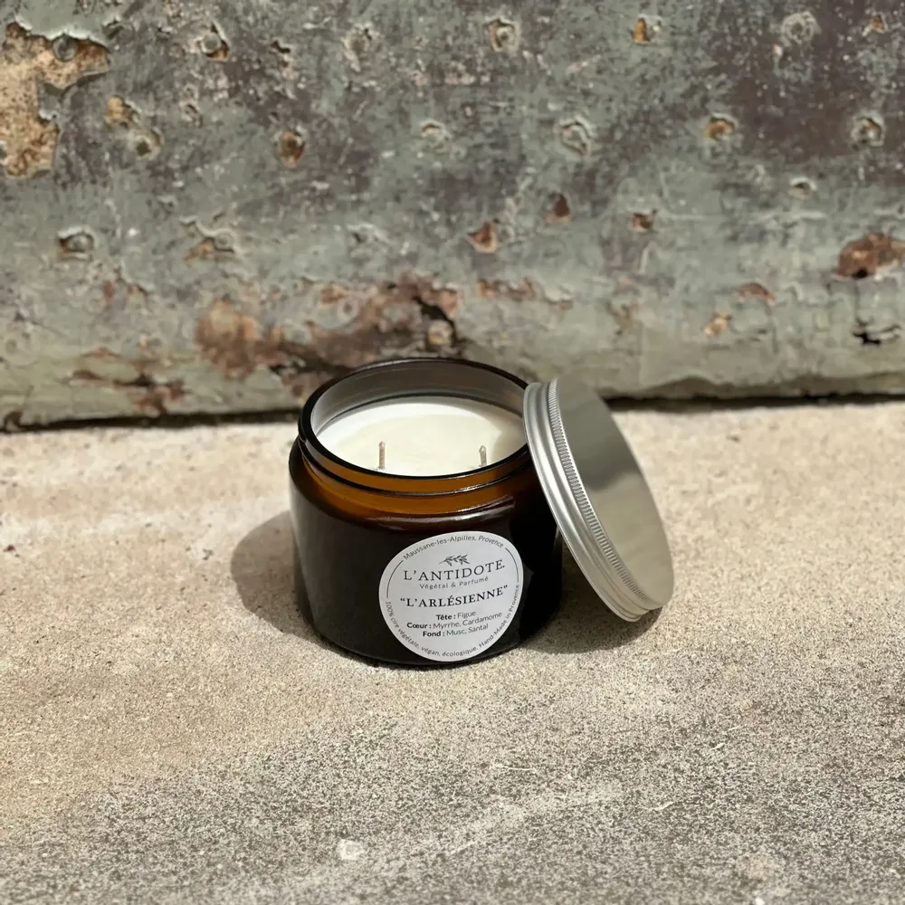 Candles - THE GIRL FROM ARLES - L'ANTIDOTE