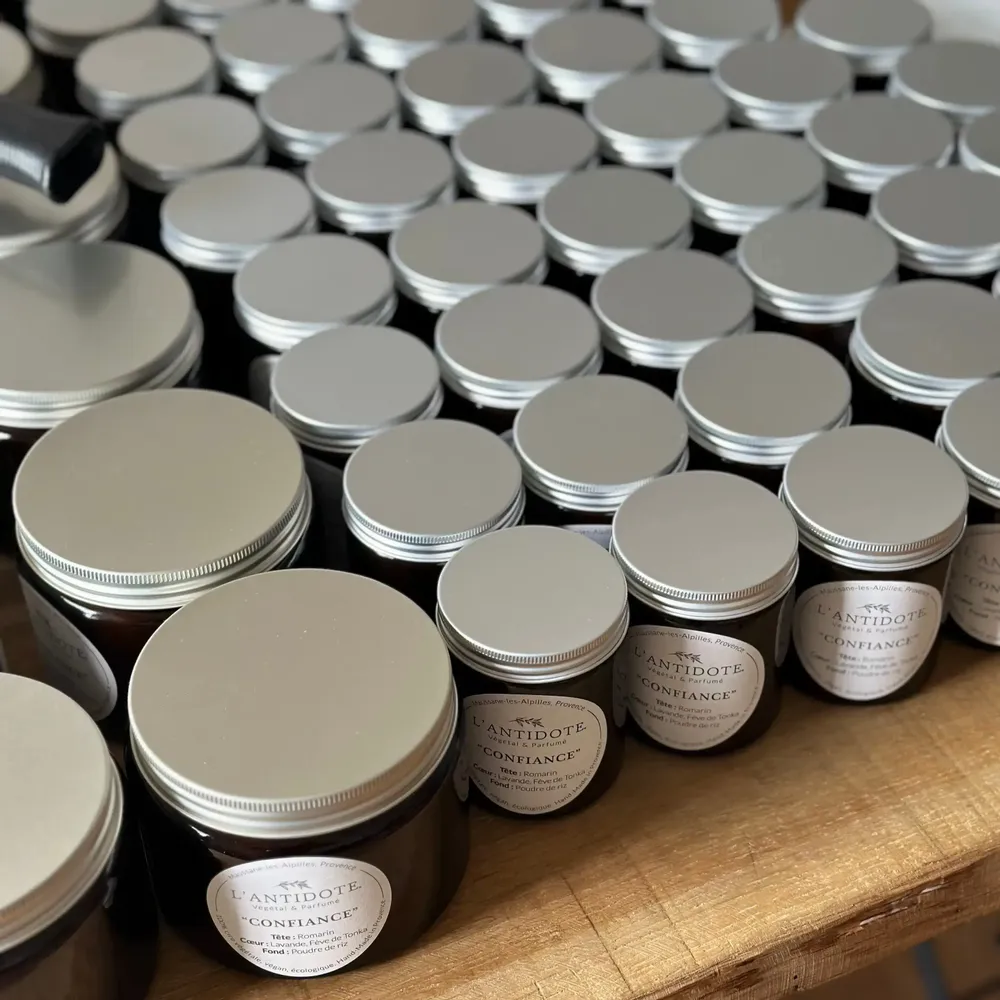 Candles - TRUST - L'ANTIDOTE