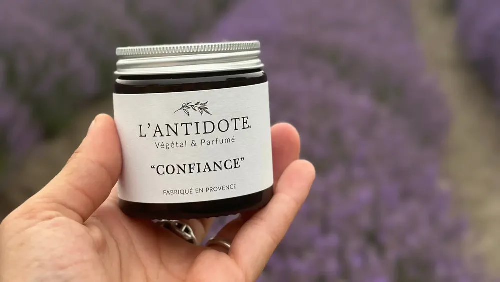 Candles - TRUST - L'ANTIDOTE