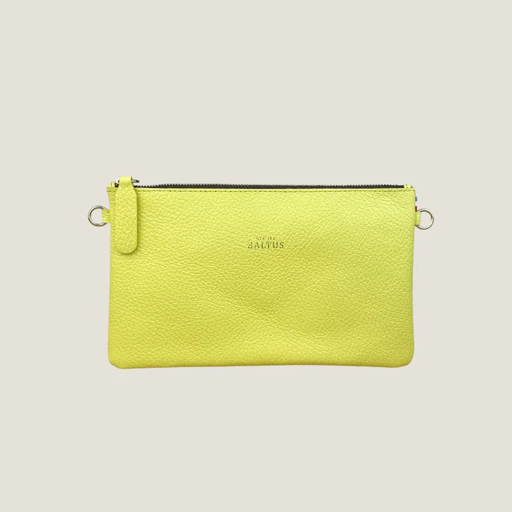 Pochettes - Pochette en cuir unicolore Juliette – Chic et pratique au quotidien - ATELIER BALTUS