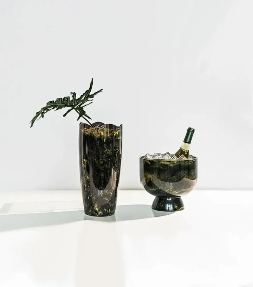 Decorative objects - Wavy Lips Vase / Champagne Bucket - NATURE'S LEGACY