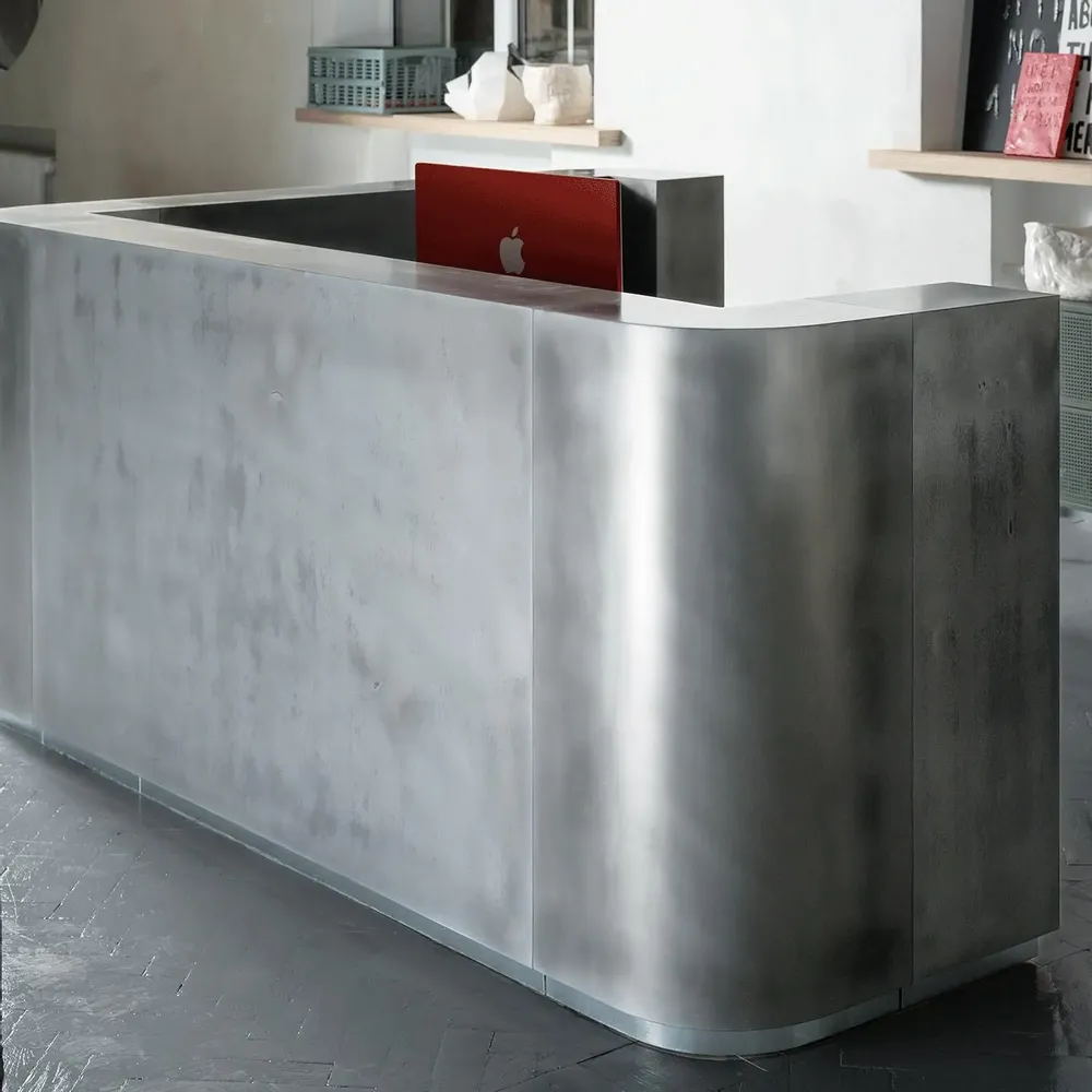 Comptoir - steel reception - CHISELS PLAY