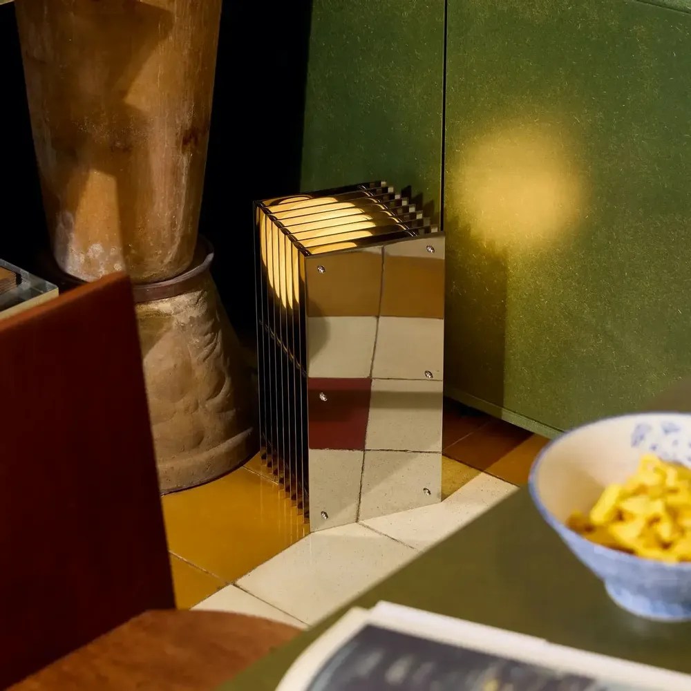 Desk lamps - LOP lamp small rectangle in mirror polished stainless steel - BANG