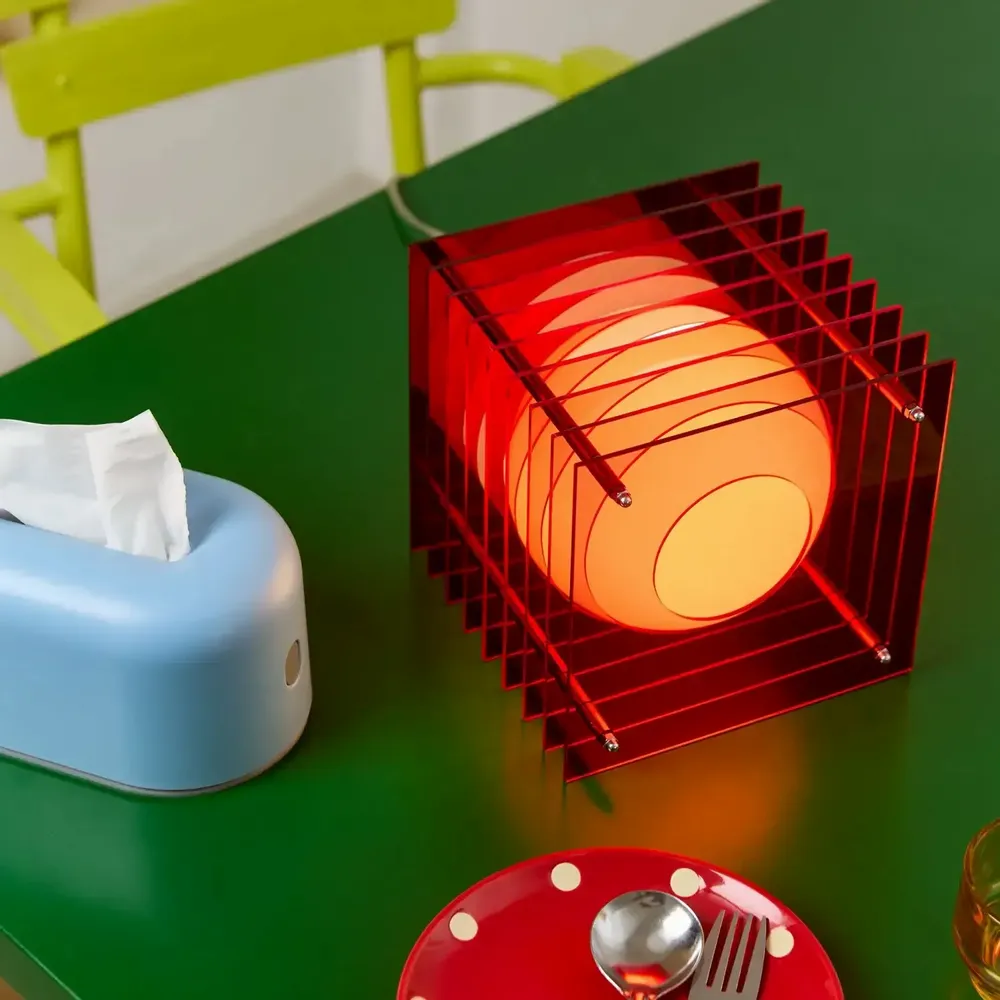 Lampes de bureau  - Lampe LOP petite carrée en acrylique rouge - BANG